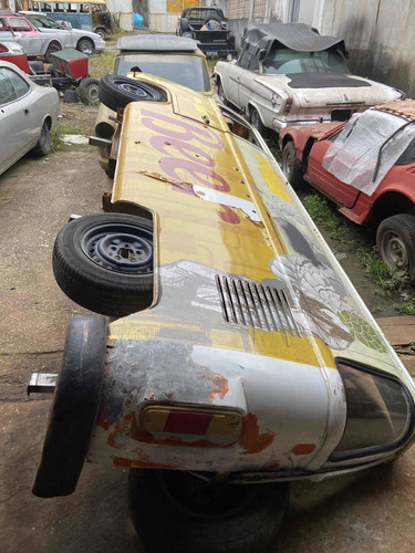 Kombi Lateral Fachada Decoraçao Choperia Parede Corujinha T1