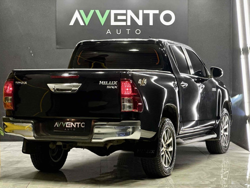 Toyota Hilux 2.8 SRX 4X4 CD 16V DIESEL 4P AUTOMÁTICO