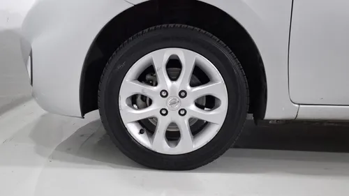 Nissan March 1.6 ADVANCE AUTO