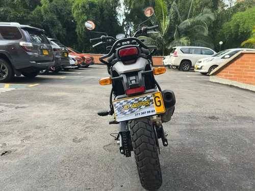 Royal Enfield Scram411 2023 Moto En Excelente Estado