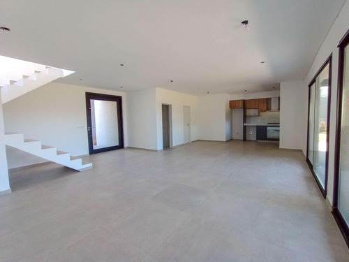 Imagen 5 de 30 de ¡precio Especial Por Las Fiestas! Casa En Venta San Matías 6 Ambientes A Estrenar, Área 4 - Escobar