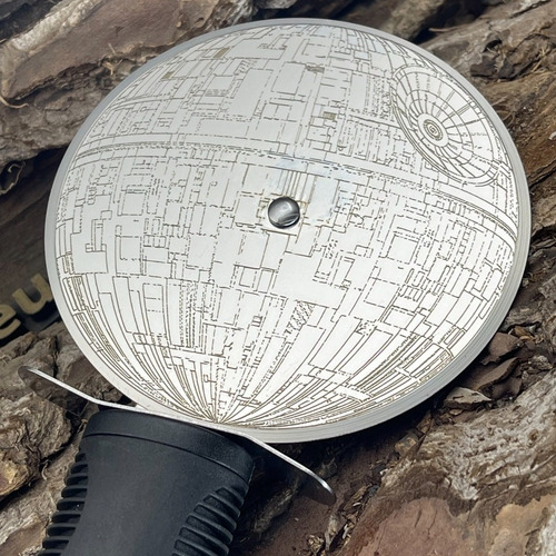Imagen 2 de 3 de Corta Pizza Acero Inoxidable Death Star, Star Wars.