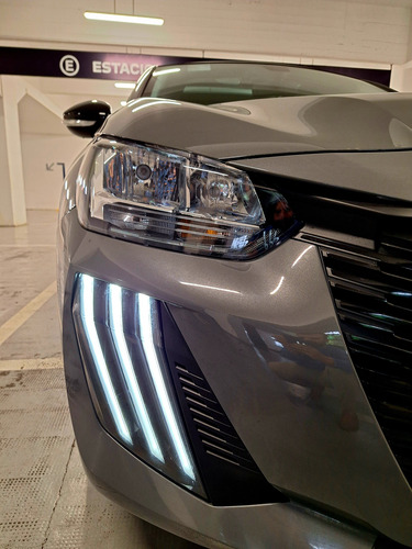 Peugeot 208 1.0T Allure Pack
