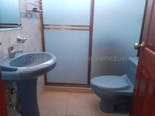 Imagen 8 de 12 de Apartamento En Venta En Av. Bolívar De San Juan De Los Morros. 23-7366
