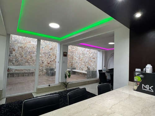 Amplia Y Moderna Casa En Coral Garden, Sabanamar, Isla De Margarita