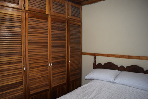 Imagen 10 de 17 de Venta Casa En San Rafael Heredia, A Un Costado Del Condominio Altos De Palermo