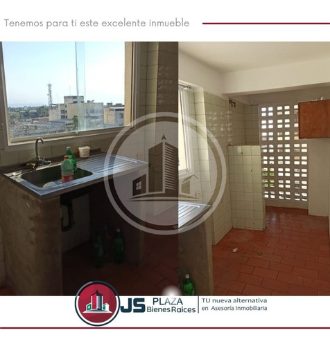 Imagen 2 de 4 de En Venta Apartamento En Casco Central De Mcy 04243690602