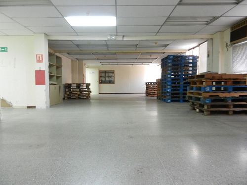 Imagen 3 de 12 de Vendo Galpón 370m2 Boleita Norte 9417