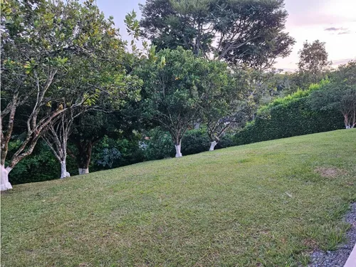 Venta Apartamento 2457 Mts2, Cerritos, Oeste De Pereira.18-2s1