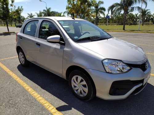 Toyota Etios 1.5 X 6mt My19 2019