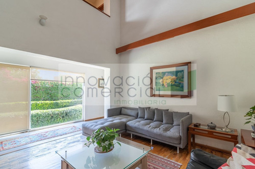 Jurica, Casa En Venta En La Mejor Calle
