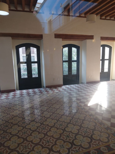 Se Vende Edificio En Mesones, Colonia El Centro, Cuauhtemoc, Cdmx.