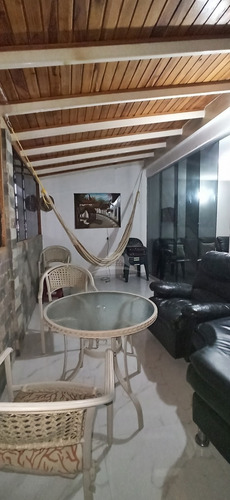 Imagen 8 de 10 de Vendo Apartamento En Cr Terrazas Del Este Barcelona El Rincon