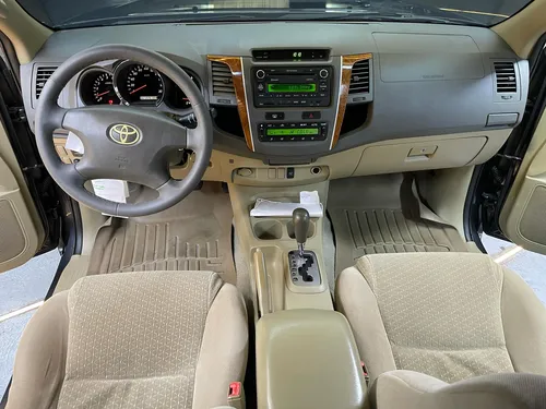 Toyota Fortuner 2011 4x2