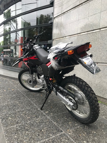 Imagen 4 de 6 de Honda Xr 250 Tornado 0km 2022 Reggio Motos Ramos Mejia