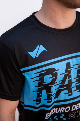 Imagen 3 de 6 de Remera Oficial Enduro Del Invierno Hombre