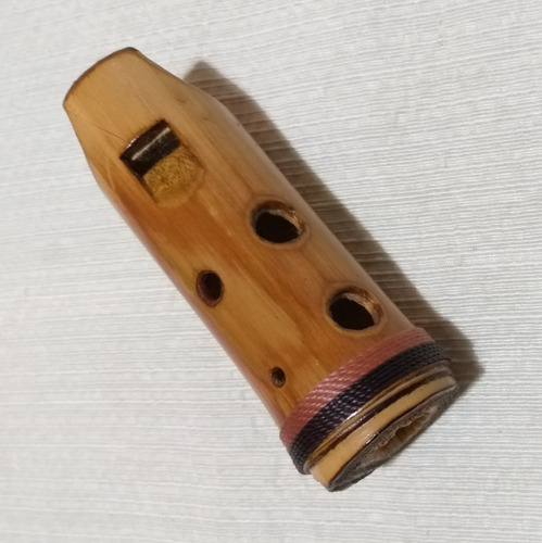 Imagem 2 de 6 de Ocarina 4 Furos - F# 440 Hz - Yakecanflautas