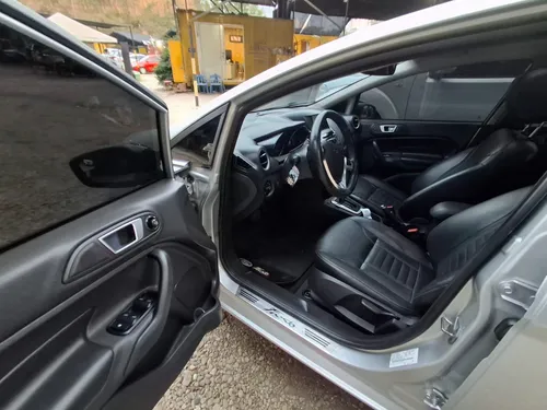 Ford Fiesta 1.6 Hatchback Titanium