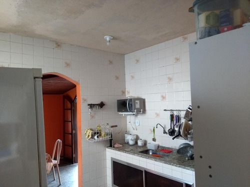 Imagem 8 de 14 de Casa Duplex, Com Mito Espaço, Bairro Sossegado