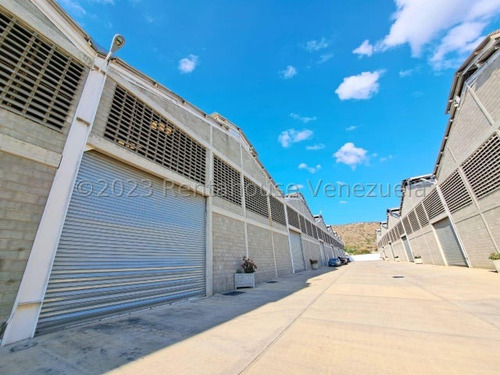 Gisselle Lobo Tiene Excelente Galpon En Alquiler En Barquisimeto Zona Industrial 2000 Metros Cuadrados Vigilancia Privada 24 Horas Camaras De Seguridad Tanque Subterraneo 450 Mil Litros 2 5 1 0 3 3 8