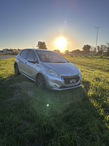 Peugeot 208 1.5 Allure