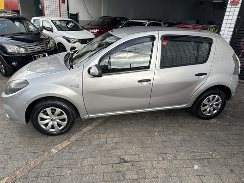 Renault Sandero 1.0 16v Expression Hi-flex 5p