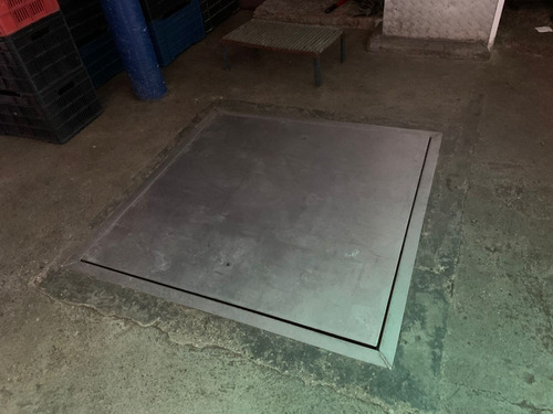 Venta Instalaciones De Gran Distribuidora De Pollos Con Maquinaria, Cavas, Planta Electrica. El Tambor Los Teques. Yy