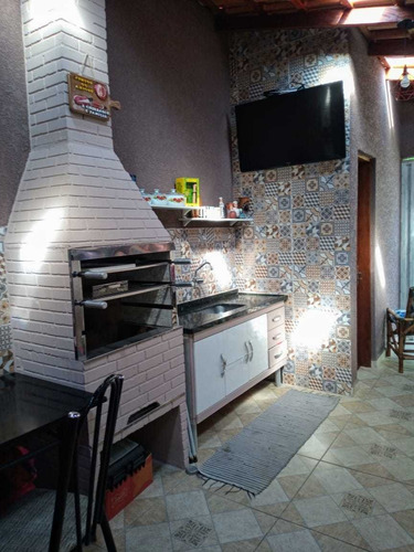 Imagem 3 de 14 de Casa 3 Dormitórios Jd Colonial