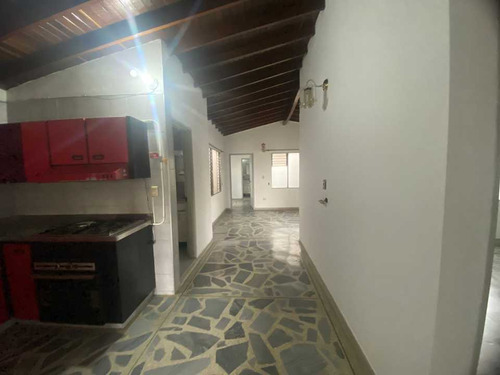 Casa En Venta, Barrio Santa Fe Guayabal, Medellín Antioquia