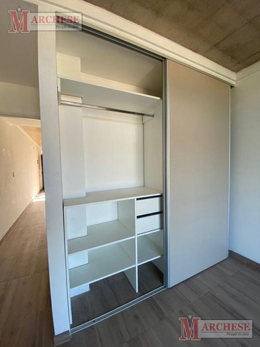 Imagen 25 de 30 de Departamento 2 Ambientes En Venta En Castelar Norte
