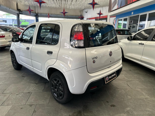 Fiat Uno 1.0 Attractive Flex 5p