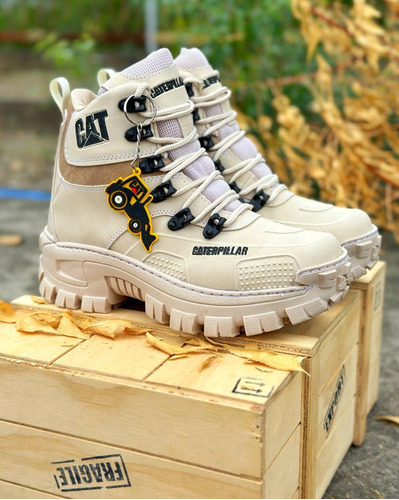 Bota Cat 3d Para Caballero En Sintético, Cosidos 