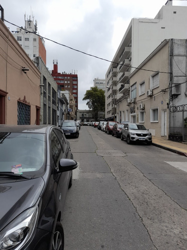 Vendo Casa Tipo Monoambiente Reciclado En La Blanqueada