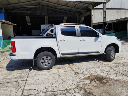 Imagem 4 de 5 de Chevrolet S10 2016 2.4 Advantage Cab. Dupla 4x2 Flex 4p