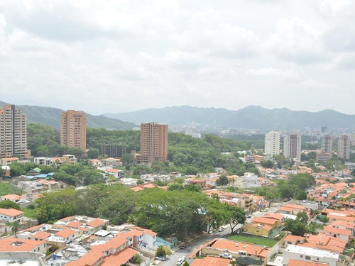 Imagen 25 de 26 de Leal Pérez Vende Penthouse Duplex En El Parral, Res Gilma