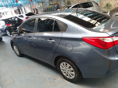 Imagem 5 de 10 de Hyundai Hb20s 2015 1.6 Comfort Style Flex 4p