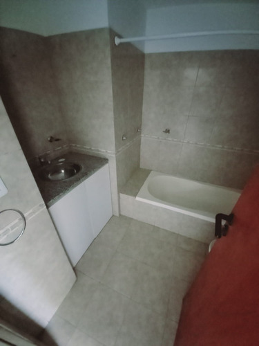 Imagen 12 de 12 de Departamento De 1 Dormitorio C/ Placard. Divisible
