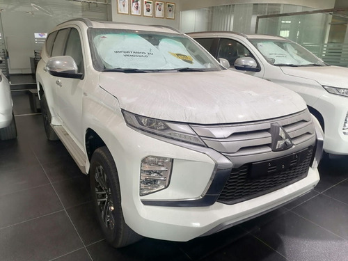 Imagen 2 de 8 de Mitsubishi Montero Sport 2022