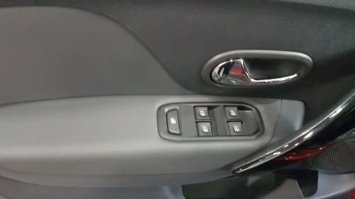 Imagen 14 de 17 de Renault Sandero Intense 1.6 16v Entrega Inmediata (nc)