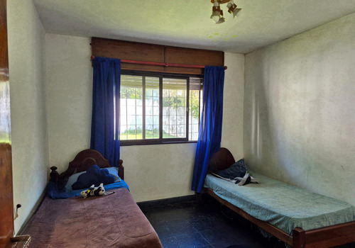 Casa En Venta - Barrio San Rafael 2 Dormitorios - Con Escritura