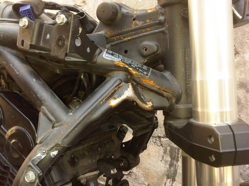 Imagen 2 de 5 de 1164058687 Enderezado De Motos Chocadas Cuadros.
