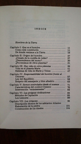Imagen 3 de 4 de Desde El Cosmos Nos Vigilan - Pedro Romaniuk