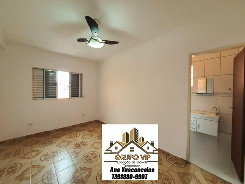 Casa 3 Dorm Sendo Uma Suíte,banheiro, Sala Ampla,cozinha