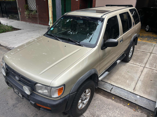 Nissan Pathfinder 3.3 Se
