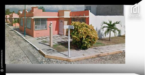 Casa En Remate Bancaria En Privada La Arbolada, A 3 Min De Rio Huixtla 