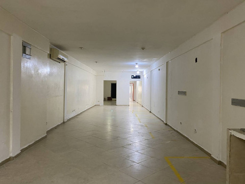 Imagen 2 de 9 de Marlyn Padrón Vende Local En Alquiler A Pie De Calle, Los Colorados 12537 Mlyn