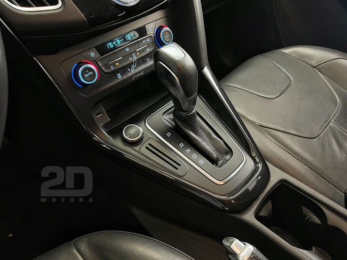 Ford Focus 2.0 TITANIUM FASTBACK 16V FLEX 4P POWERSHIFT