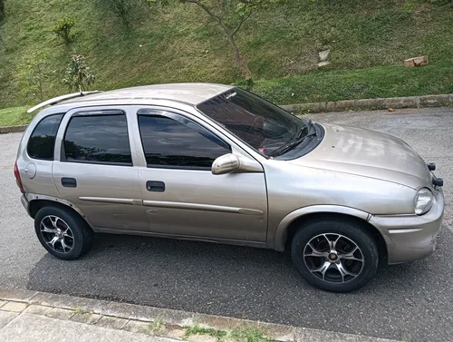 Chevrolet Corsa 1.4 L