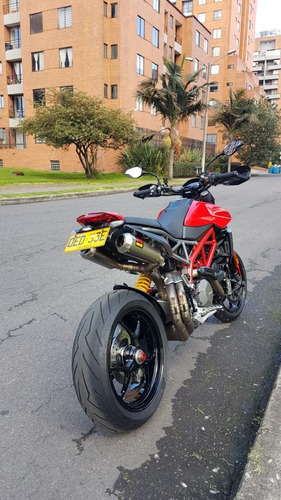 Ducati Hypermotard 950