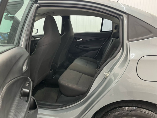 Chevrolet Onix plus 1.0 Lt 4p
